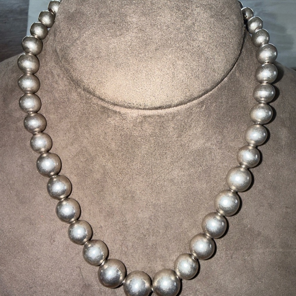 Sterling Silver Beaded Necklace vintage 16”.5 long 24g